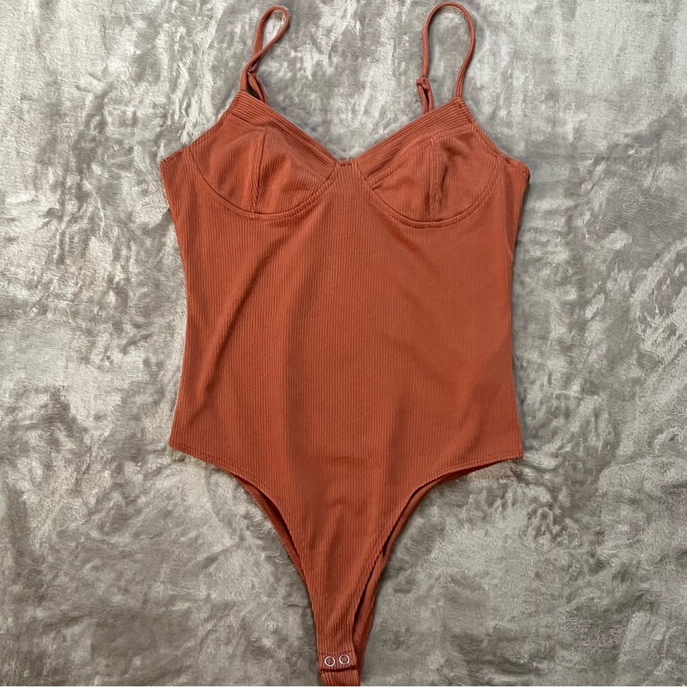 FOREVER 21 RUST BODYSUIT